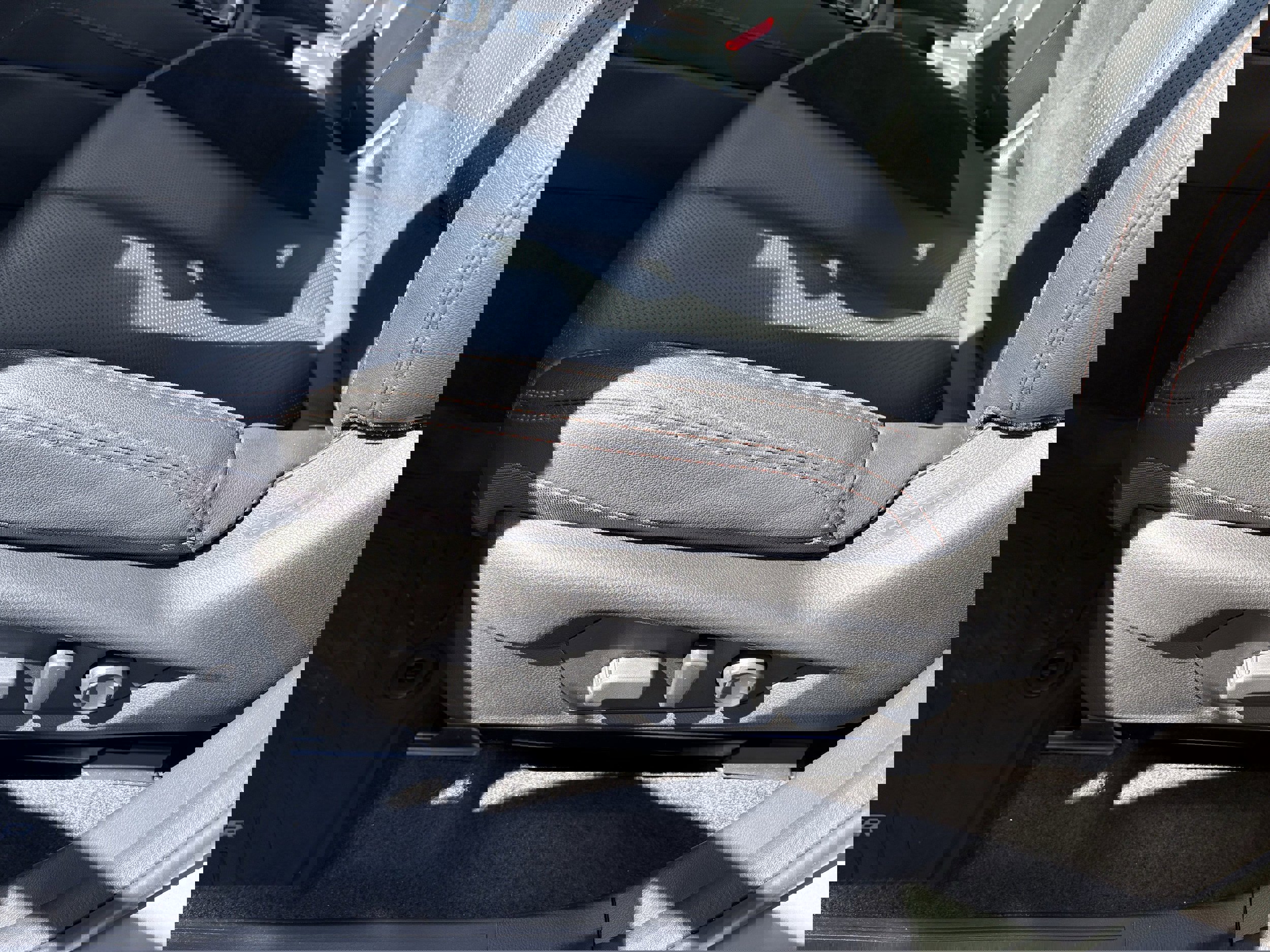 Certified 2025 Subaru Forester Touring w/ Protection Package image 28