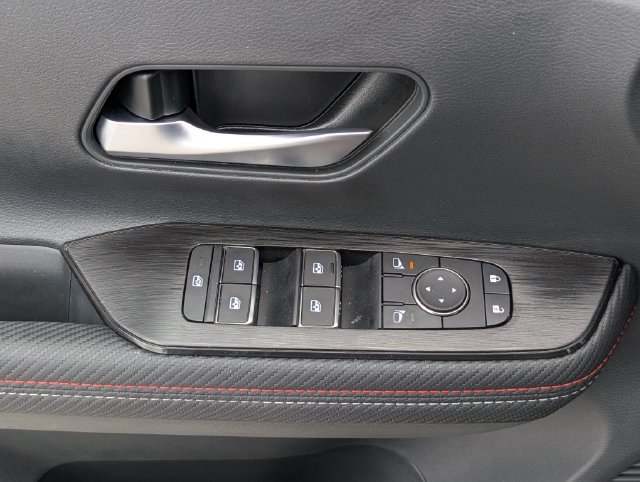 Used 2026 Nissan Kicks SR w/ SR Premium Package AWD/4WD image 20