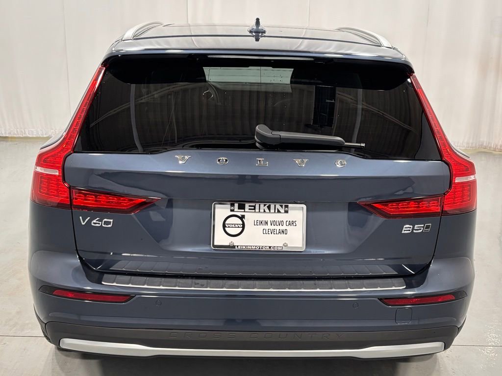 New 2026 Volvo V60 B5 Cross Country Plus w/ Protection Package Premier image 7