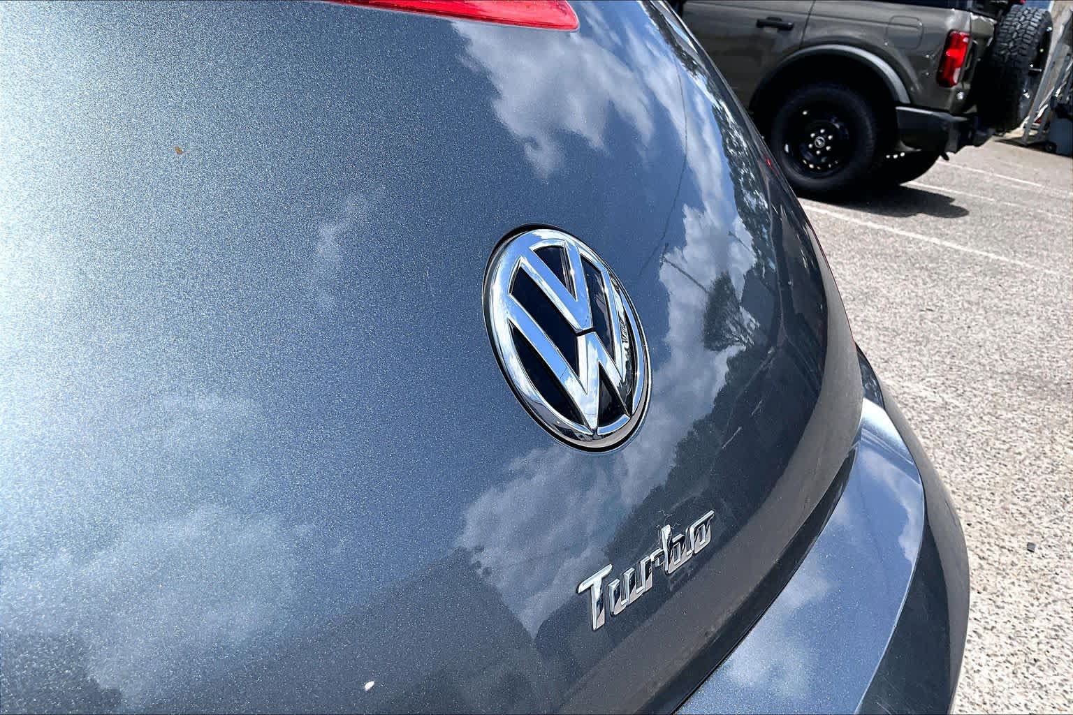 Used 2016 Volkswagen Beetle 1.8T FWD image 31