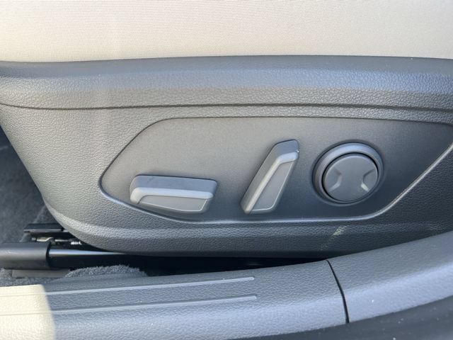 New 2026 Hyundai Sonata SEL FWD image 30