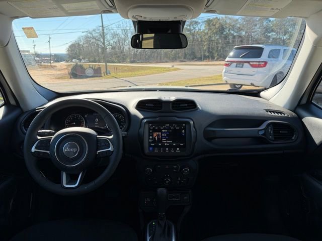 Used 2023 Jeep Renegade Altitude image 21