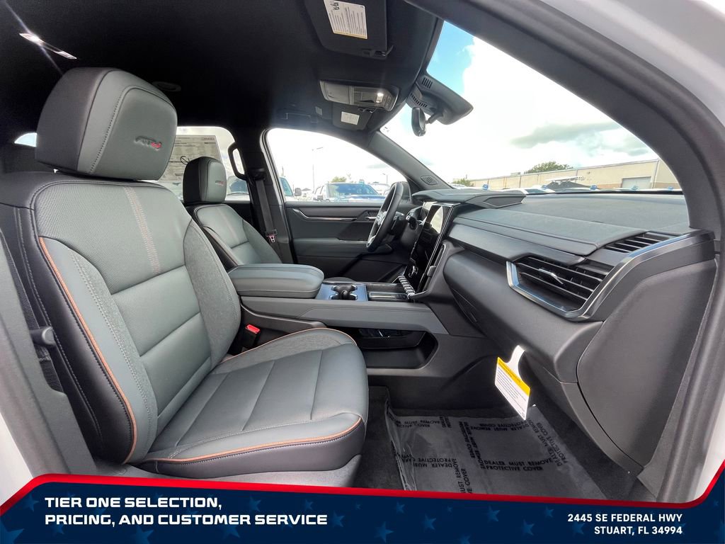 New 2026 GMC Acadia AT4 w/ Luxury Package AWD/4WD image 21