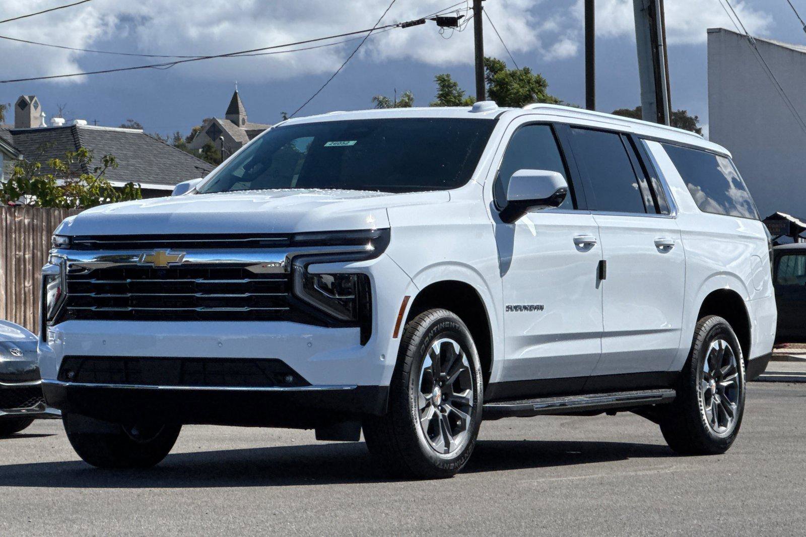 New 2026 Chevrolet Suburban LT w/ Comfort Package image 8