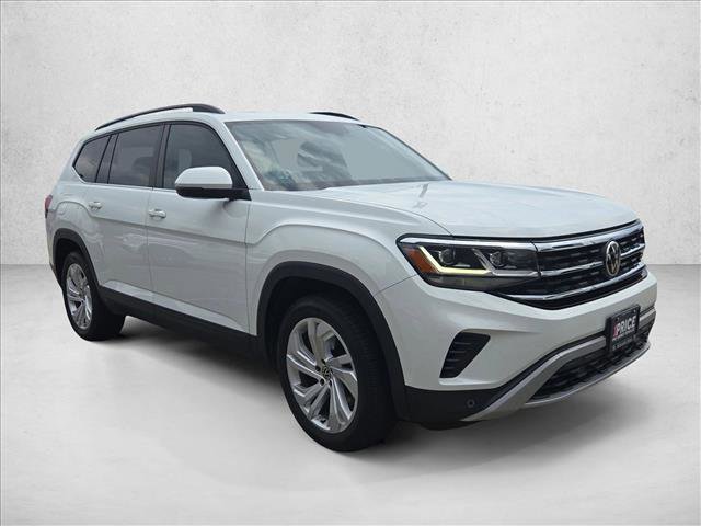 Used 2021 Volkswagen Atlas SE w/ Panoramic Sunroof Package FWD image 3