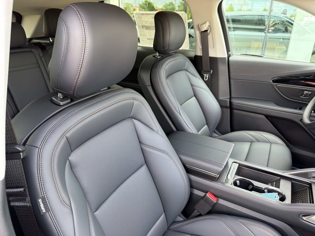 New 2026 Lincoln Nautilus Premier AWD/4WD image 19