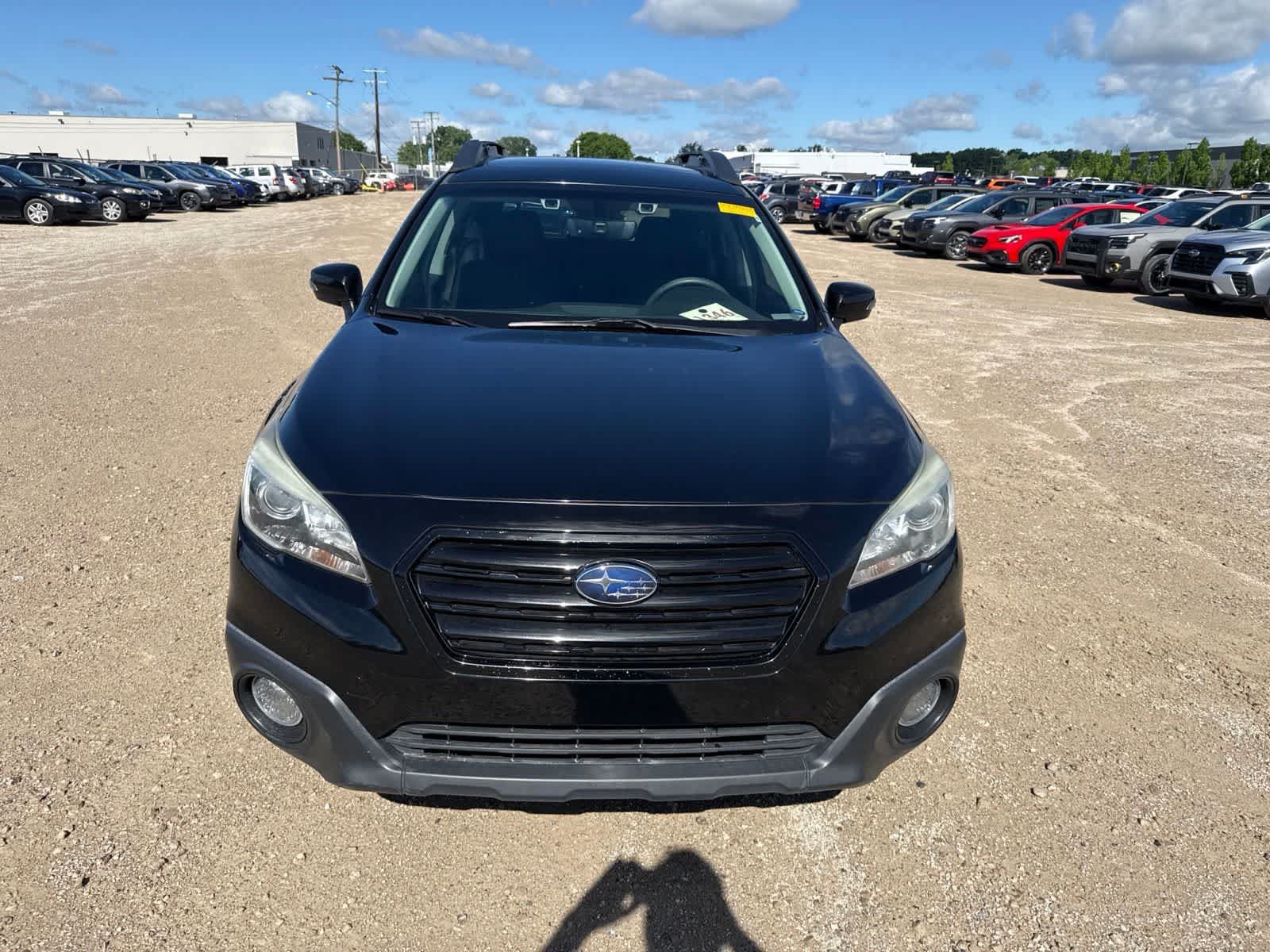 Used 2017 Subaru Outback 3.6R Limited AWD/4WD image 10