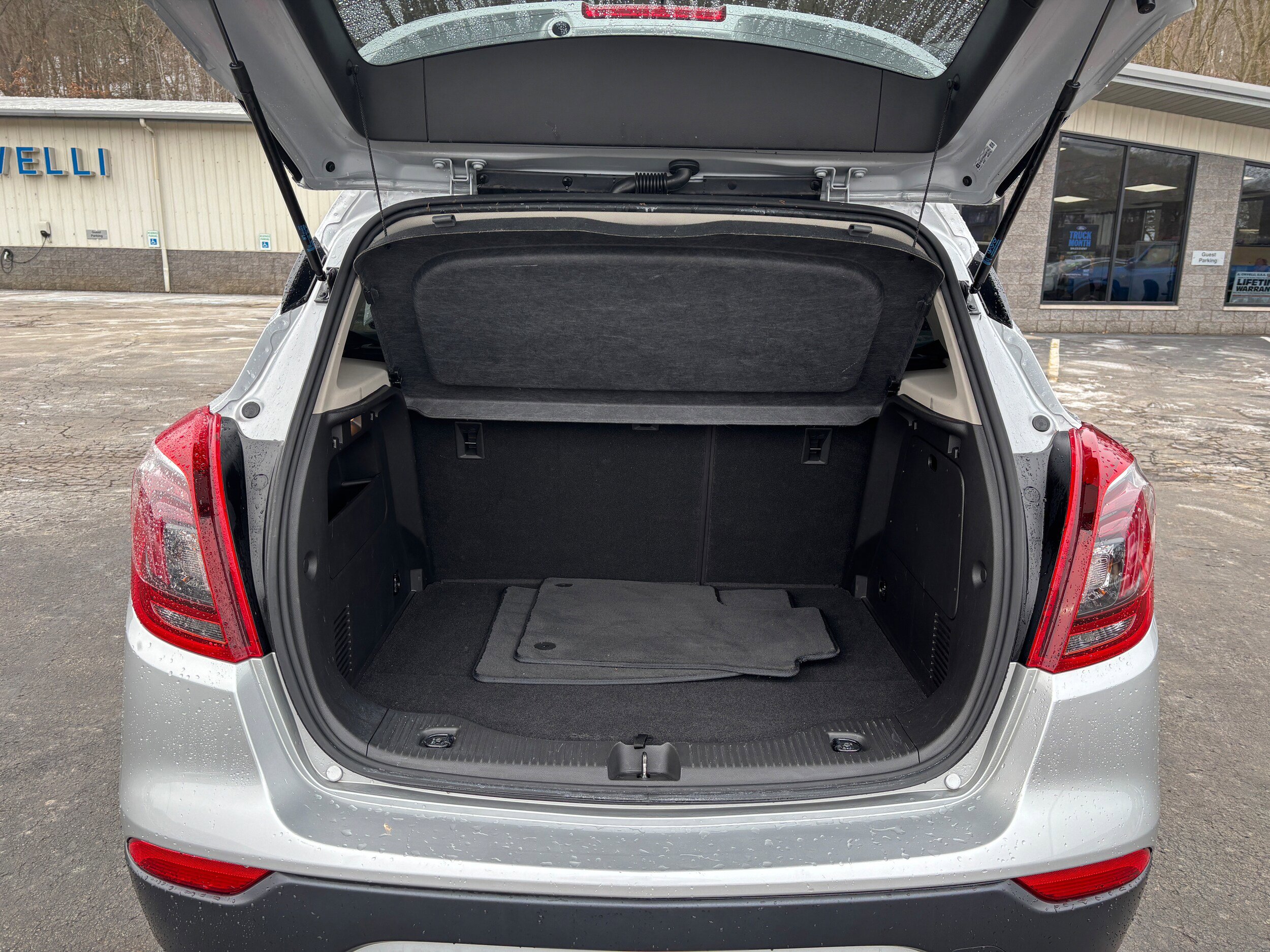 Used 2019 Buick Encore Sport Touring w/ Safety Package image 6
