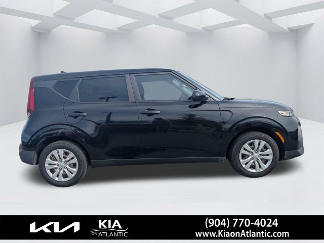 Used 2022 Kia Soul LX FWD image 6