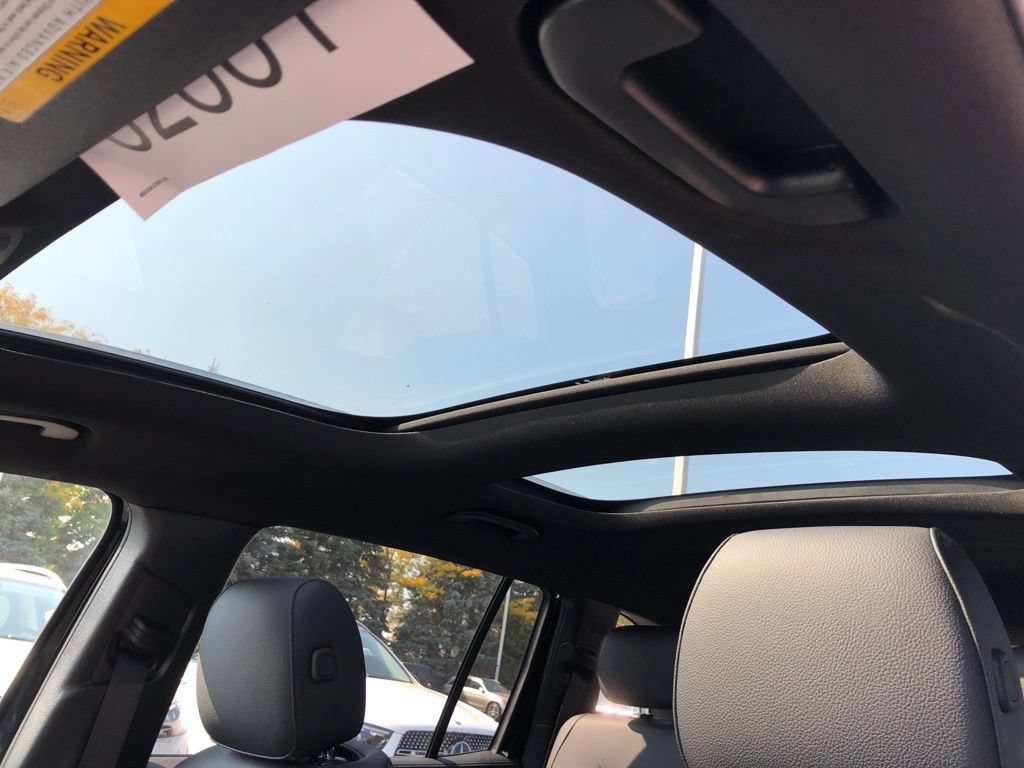 New 2026 Mercedes-Benz GLB 250 4MATIC image 8