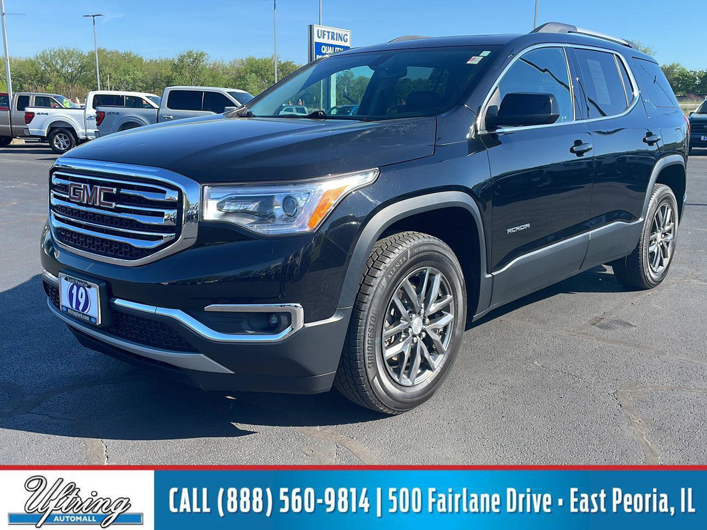 Used 2019 GMC Acadia SLT FWD image 1