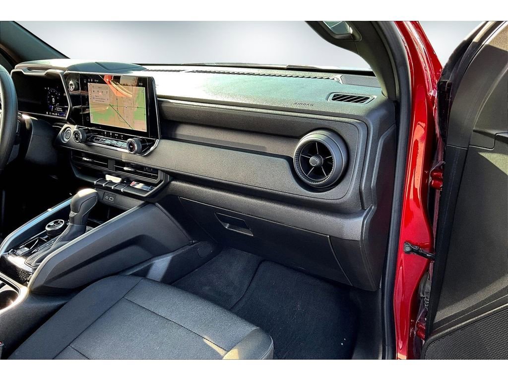 Used 2024 Chevrolet Colorado Trail Boss w/ Technology Package image 26