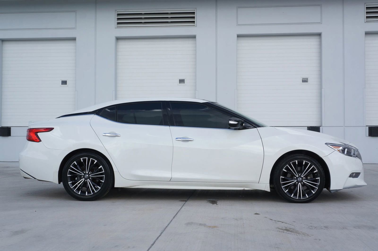 Used 2016 Nissan Maxima 3.5 SL FWD image 14