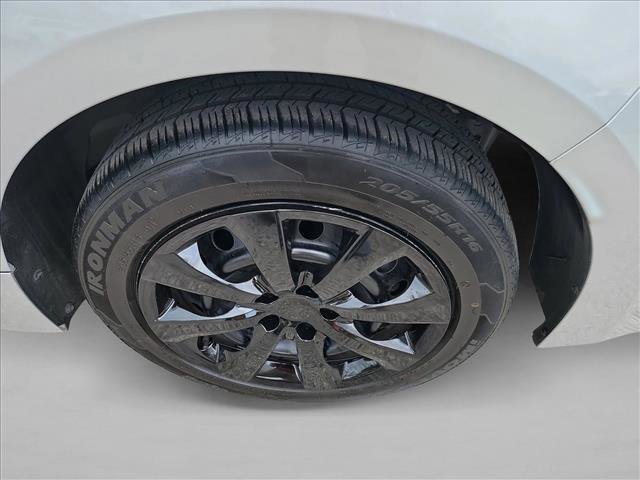 Used 2024 Toyota Corolla LE FWD image 12
