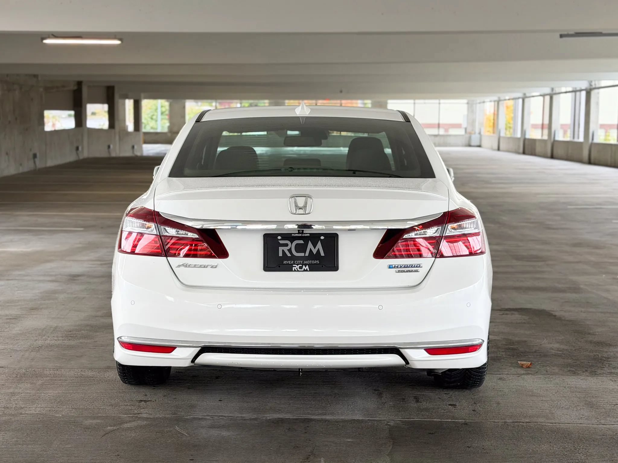 Used 2017 Honda Accord Touring image 6