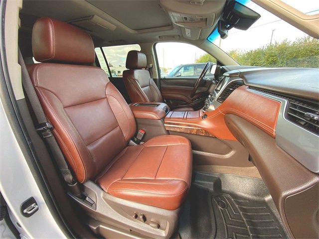 Used 2019 Chevrolet Suburban Premier image 29