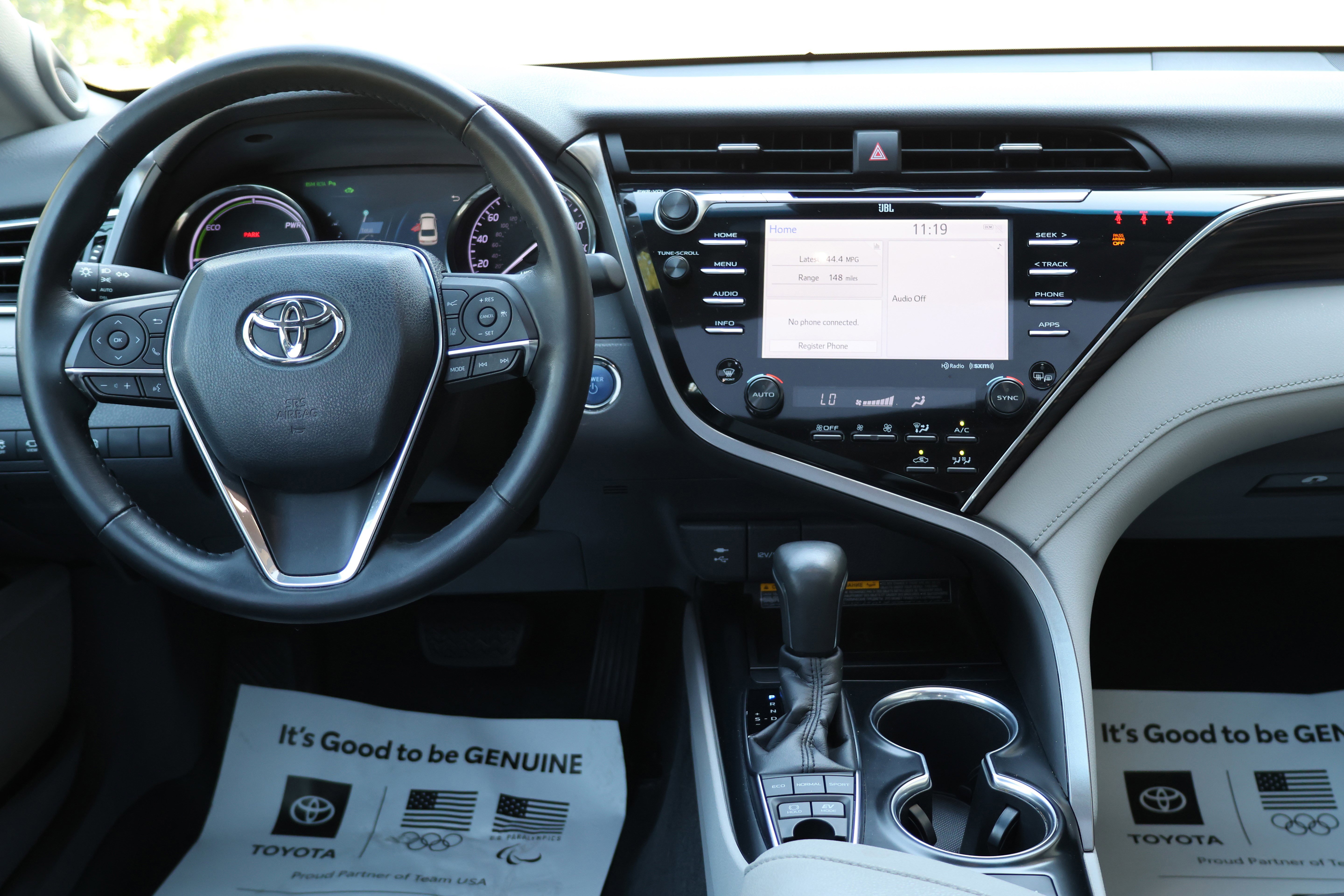 Used 2018 Toyota Camry XLE w/ Audio Package FWD image 29