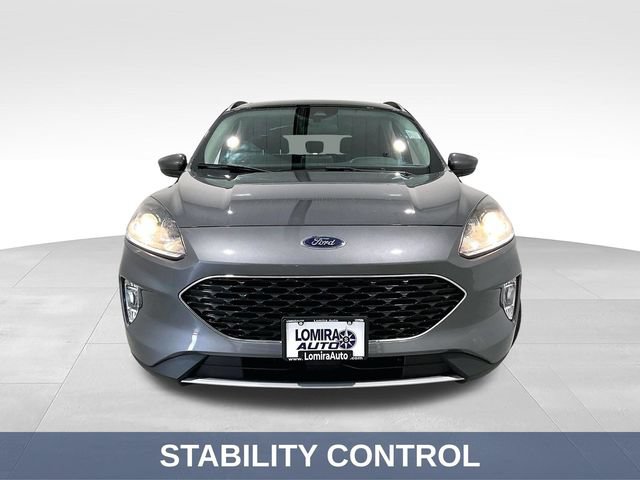 Used 2022 Ford Escape SEL w/ Equipment Group 302A AWD/4WD image 3