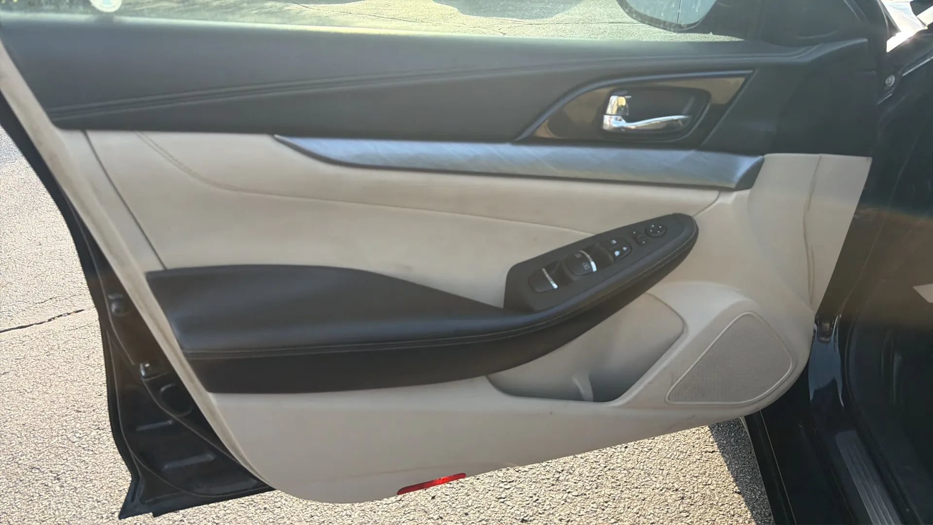 Used 2016 Nissan Maxima 3.5 SL FWD image 9