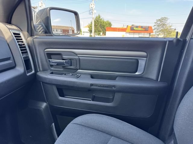 Used 2024 RAM 1500 Warlock AWD/4WD image 41