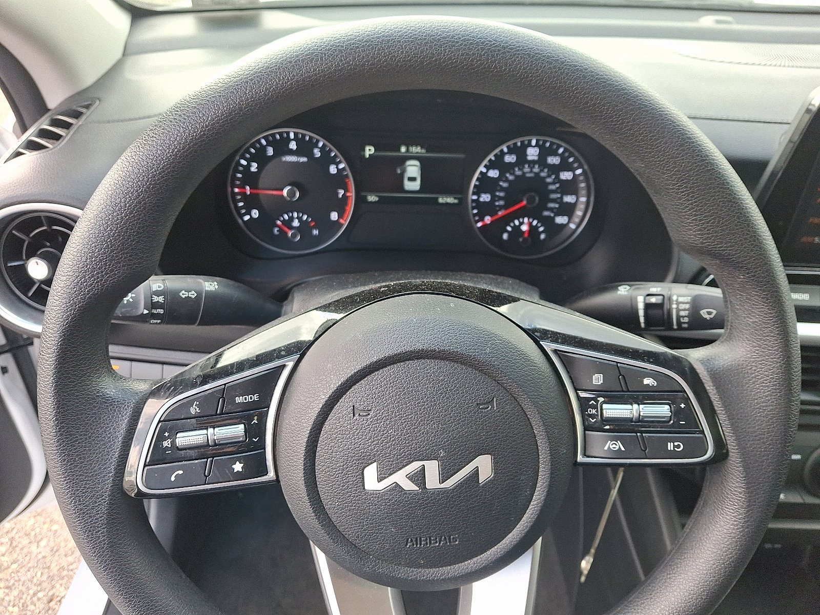 Certified 2023 Kia Forte LXS w/ LXS Technology Package image 18