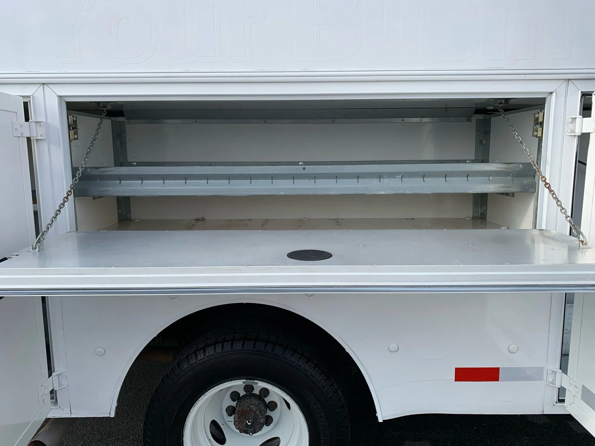 Used 2013 Ford E-450 and Econoline 450 Super Duty w/ PWR Locks & Windows Group RWD image 24