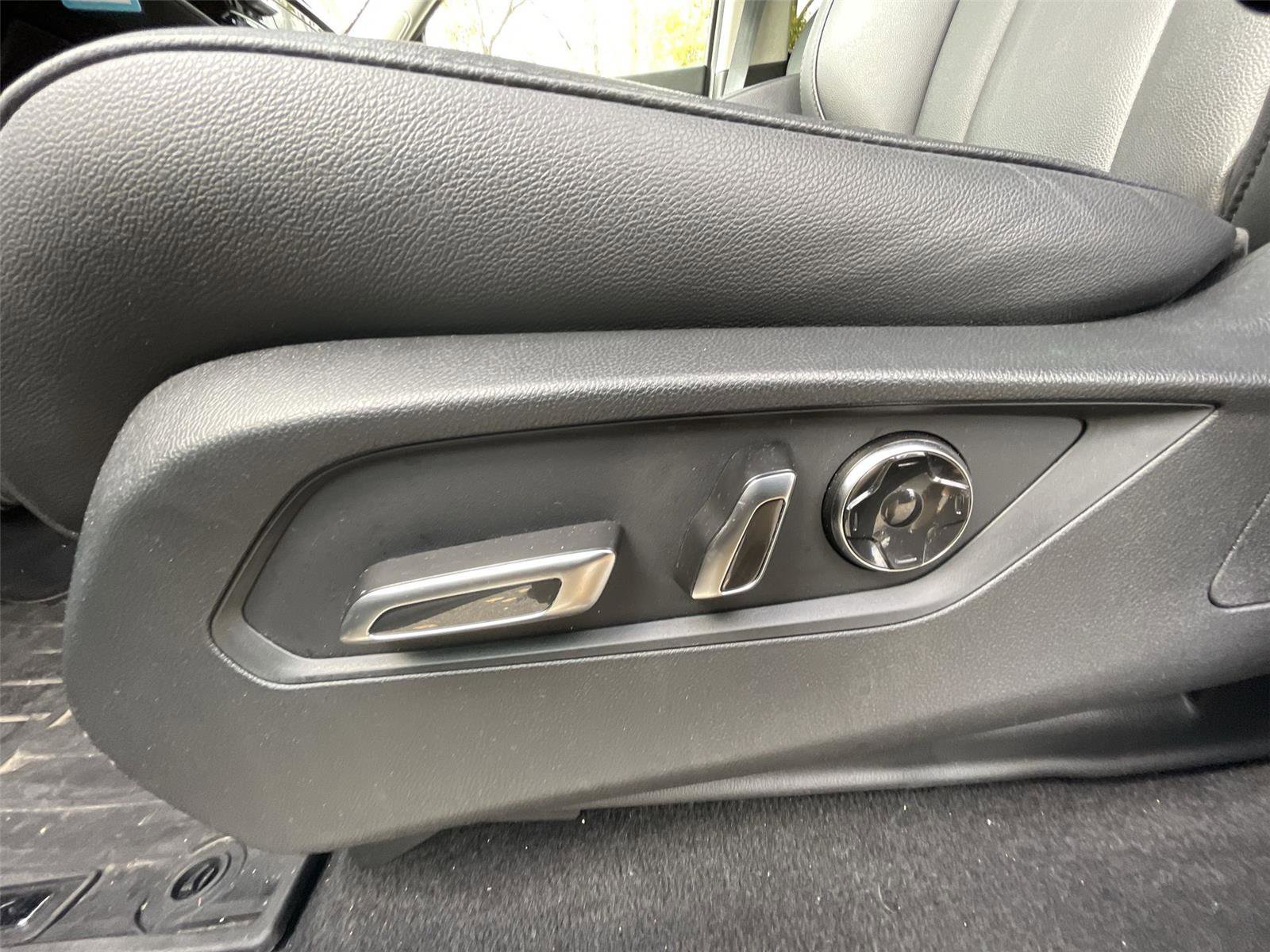 Used 2024 Acura MDX Base image 13