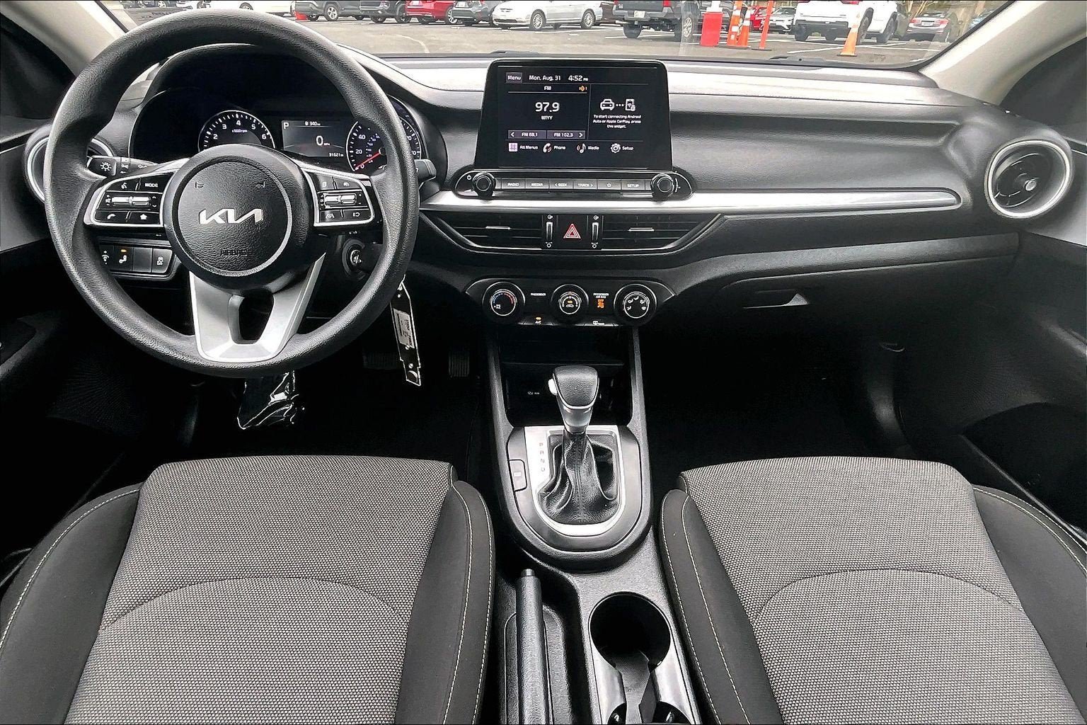 Used 2023 Kia Forte LXS w/ LXS Technology Package FWD image 13