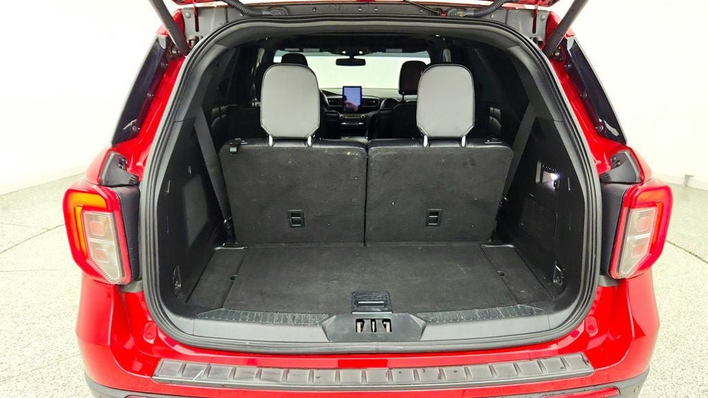 Used 2020 Ford Explorer ST w/ ST High-Performance Pack AWD/4WD image 23