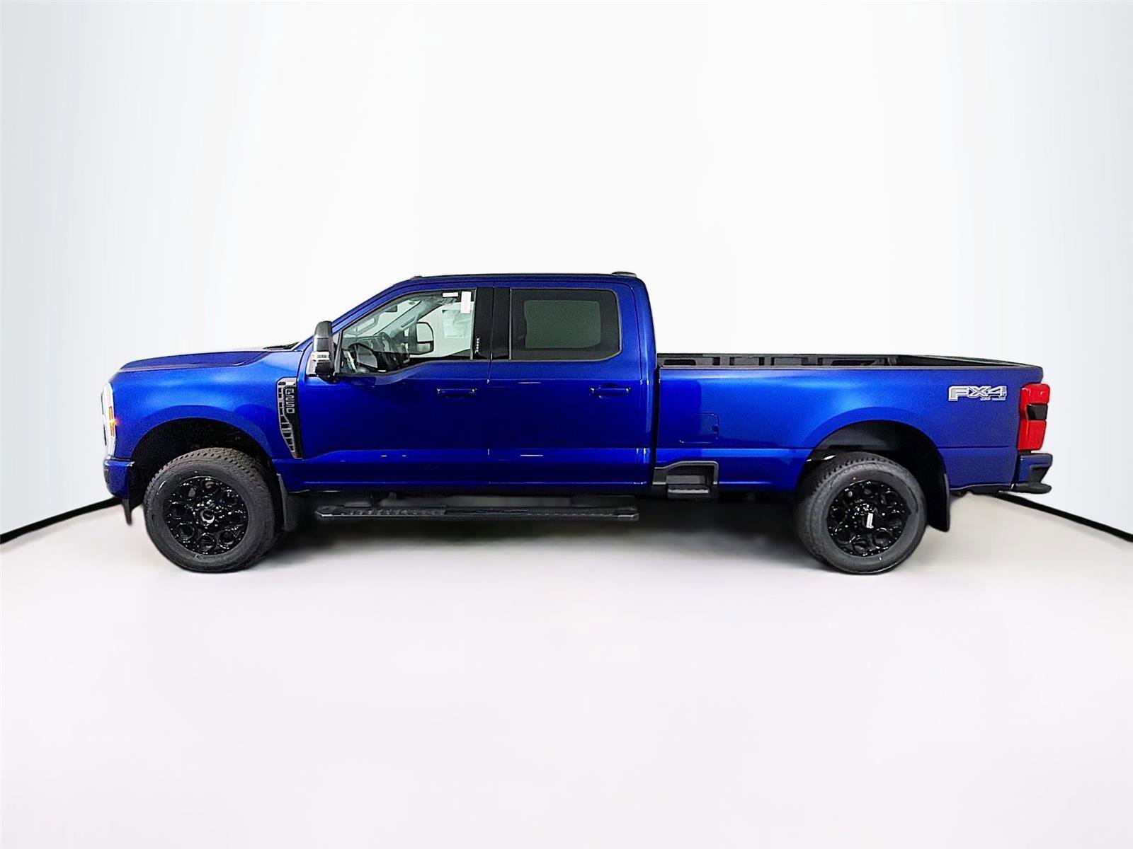 New 2026 Ford F250 XLT w/ XLT Premium Package image 4