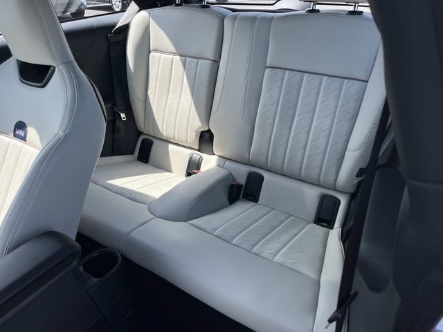 Used 2025 MINI Cooper S FWD image 17