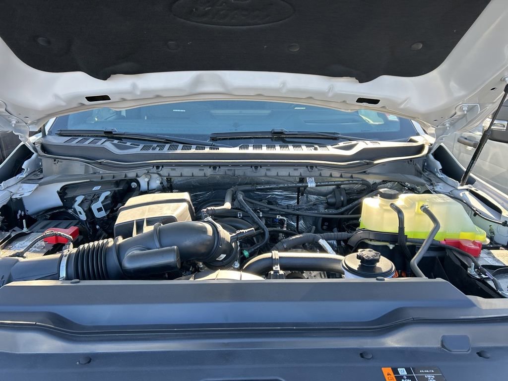 New 2025 Ford F350 Platinum w/ FX4 Off-Road Package image 52