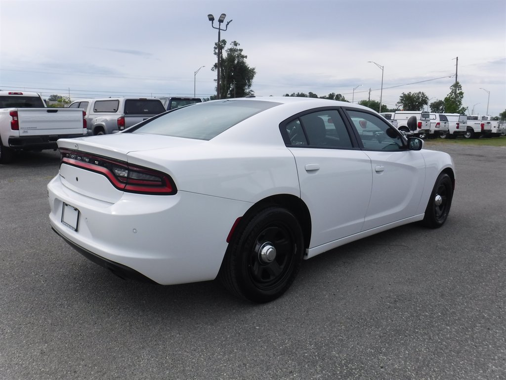 Used 2021 Dodge Charger Police RWD image 2
