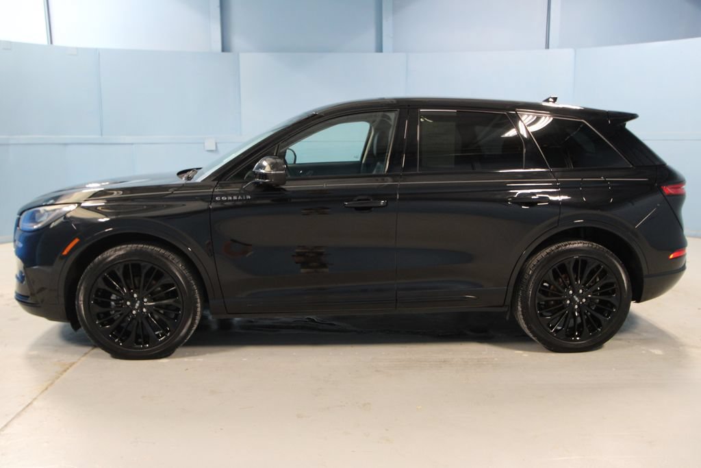 Used 2024 Lincoln Corsair AWD w/ Equipment Group 101A image 30