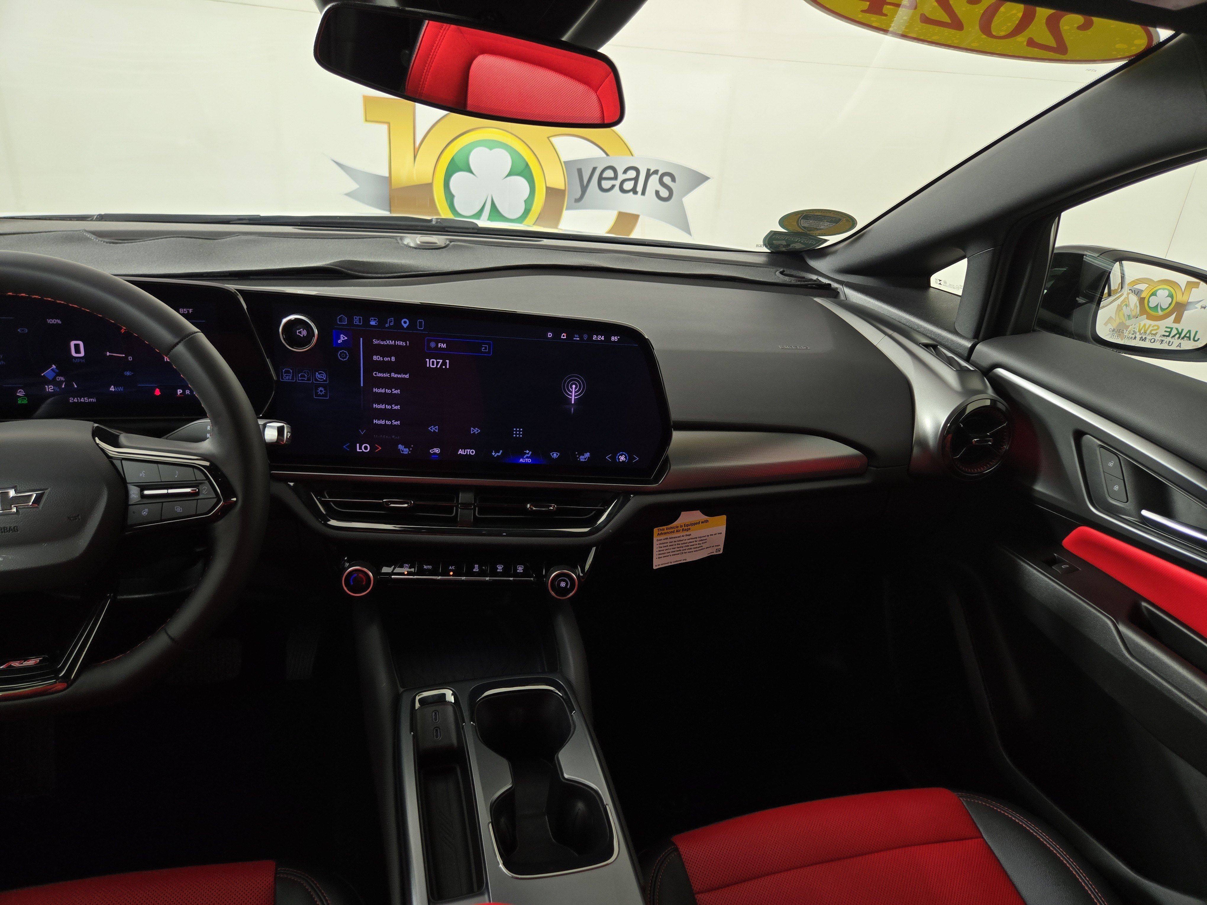 Used 2024 Chevrolet Equinox EV RS FWD image 24