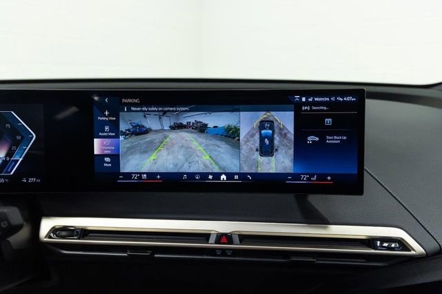 Used 2025 BMW iX xDrive50 w/ Premium Package image 17