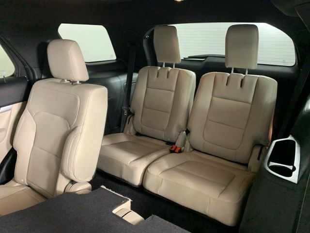 Used 2019 Ford Explorer Limited w/ Class III Trailer Tow Package AWD/4WD image 34