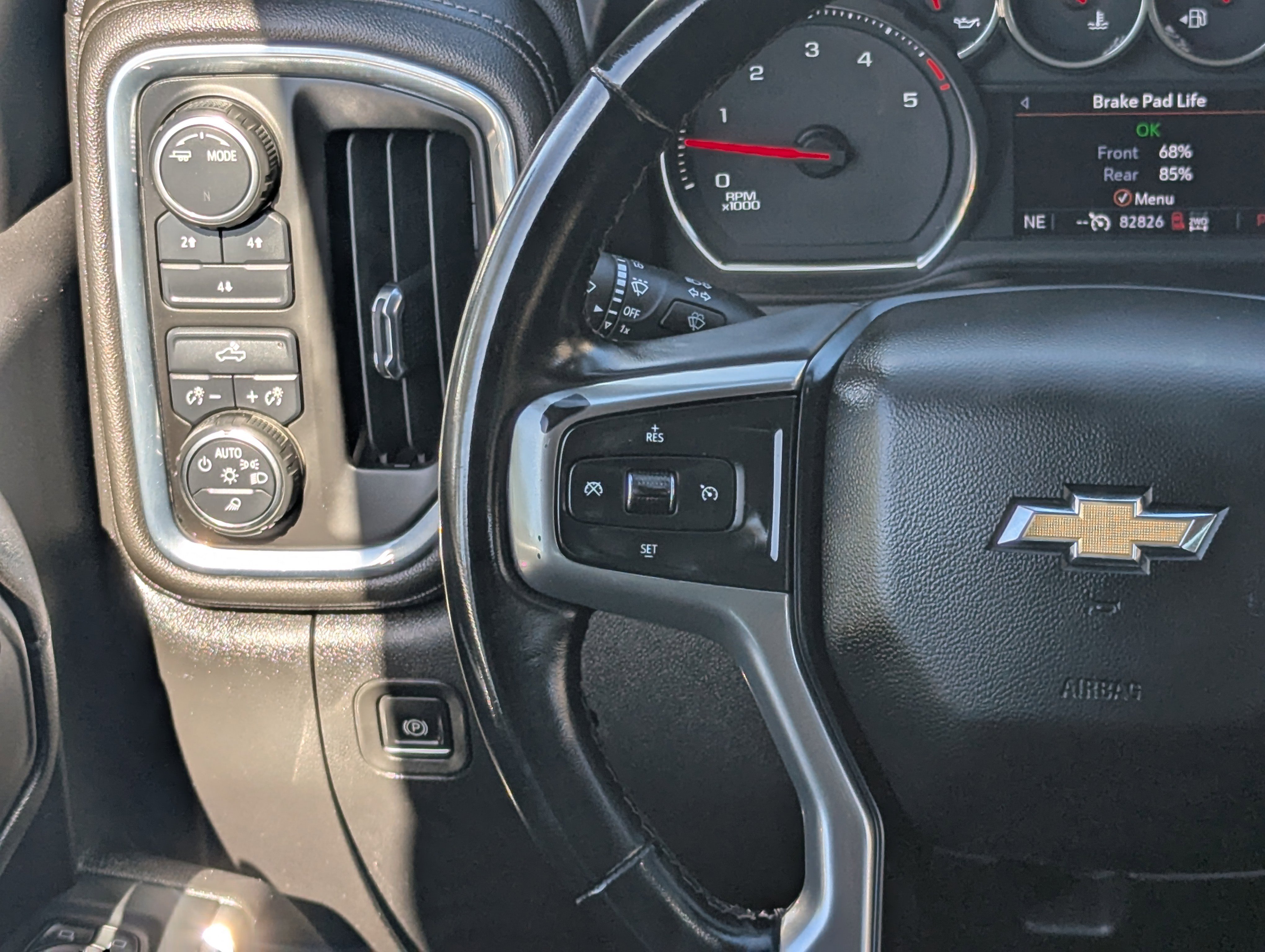 Used 2023 Chevrolet Silverado 2500 LT image 17