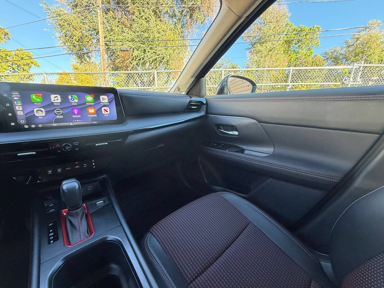 Used 2026 Nissan Kicks SR FWD image 34