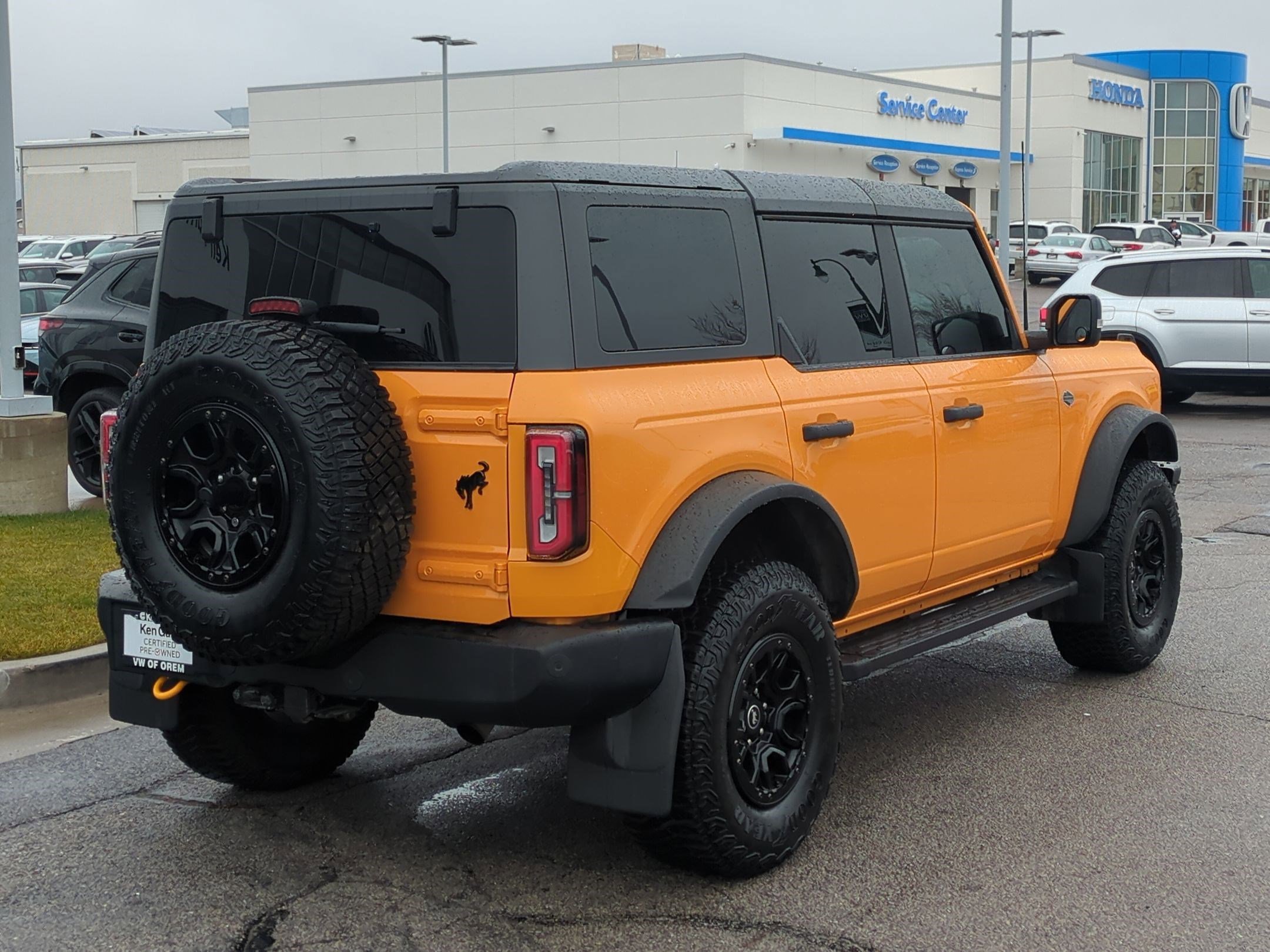 Used 2022 Ford Bronco Wildtrak image 3