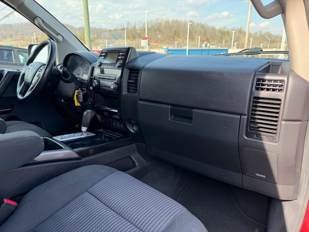 Used 2014 Nissan Titan SV w/ SV Value Truck Package image 23