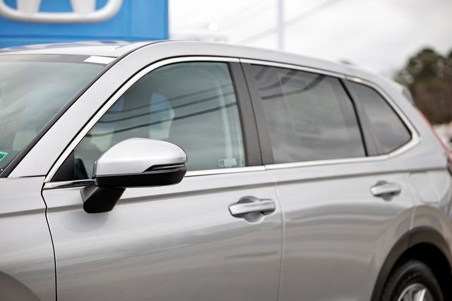 Used 2024 Honda CR-V EX-L image 3