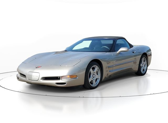 Used 1998 Chevrolet Corvette Convertible w/ Memory Pkg RWD image 2
