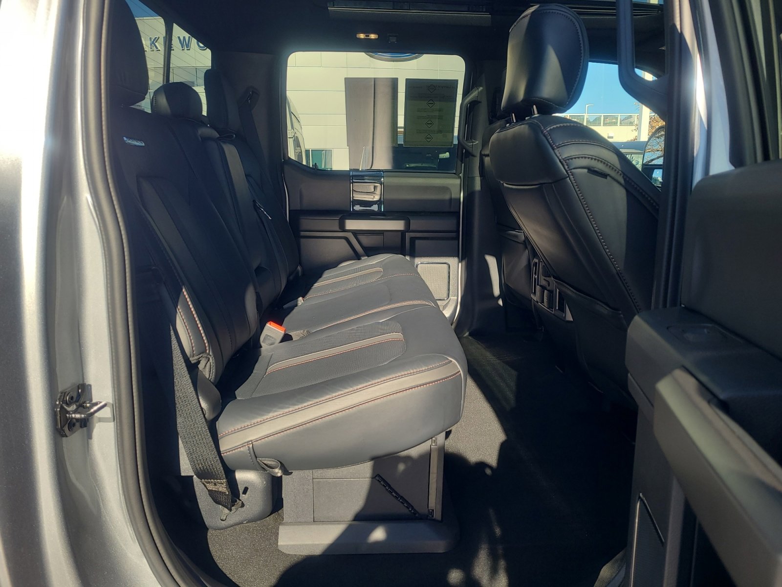 Used 2022 Ford F350 Platinum image 18