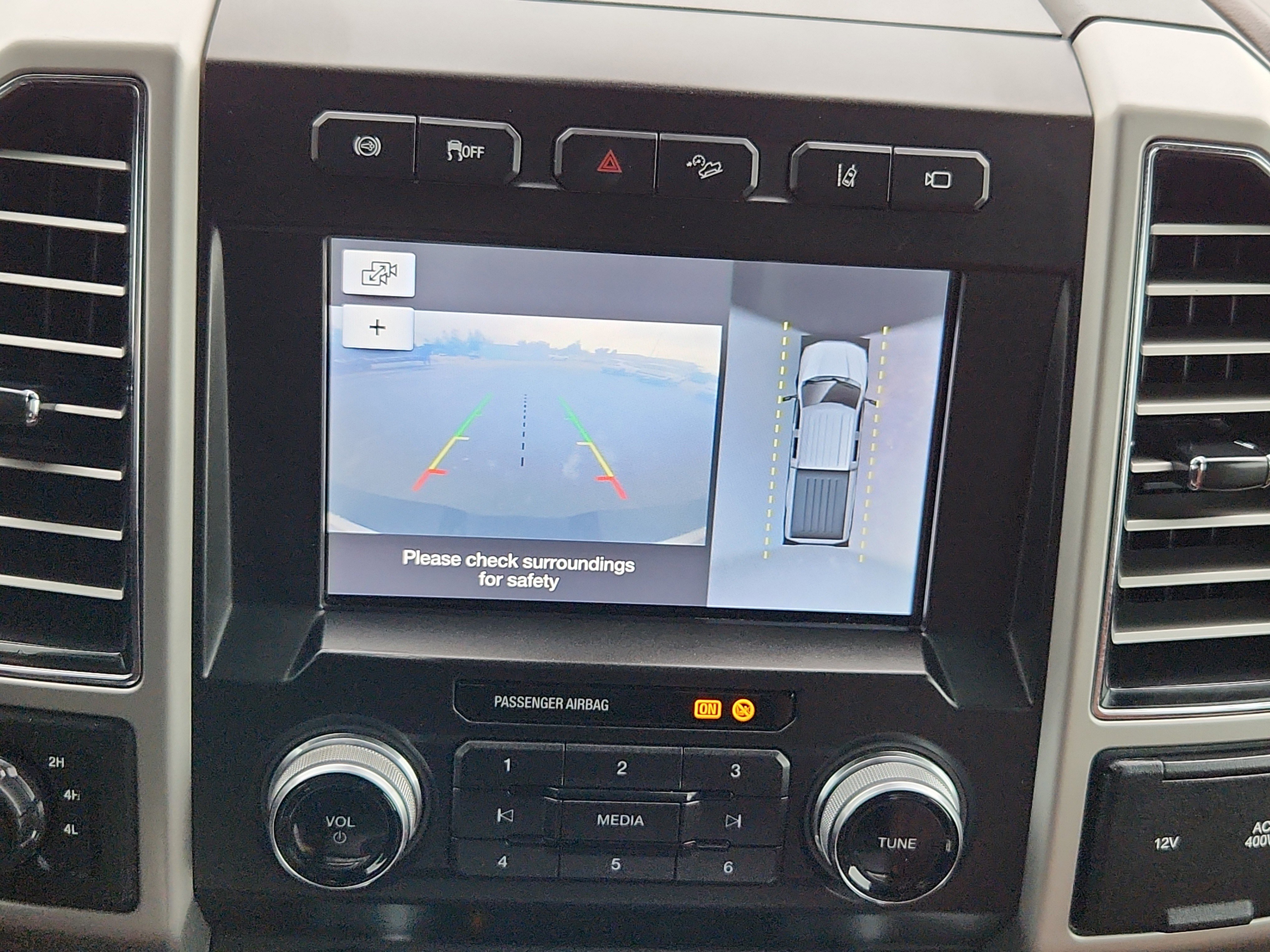 Used 2019 Ford F250 King Ranch w/ King Ranch Ultimate Package AWD/4WD image 27