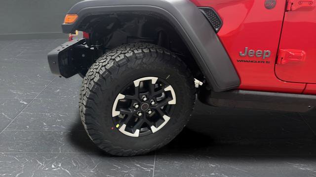 New 2026 Jeep Wrangler Unlimited Rubicon w/ Steel Bumper Group image 37