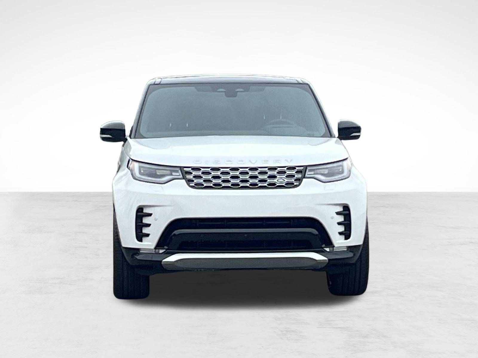 Used 2025 Land Rover Discovery Metropolitan Edition AWD/4WD image 5