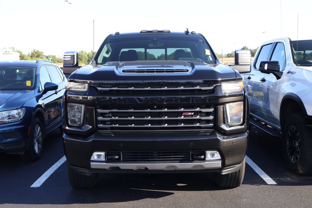 Used 2021 Chevrolet Silverado 2500 LTZ w/ Z71 Chrome Sport Edition AWD/4WD image 2