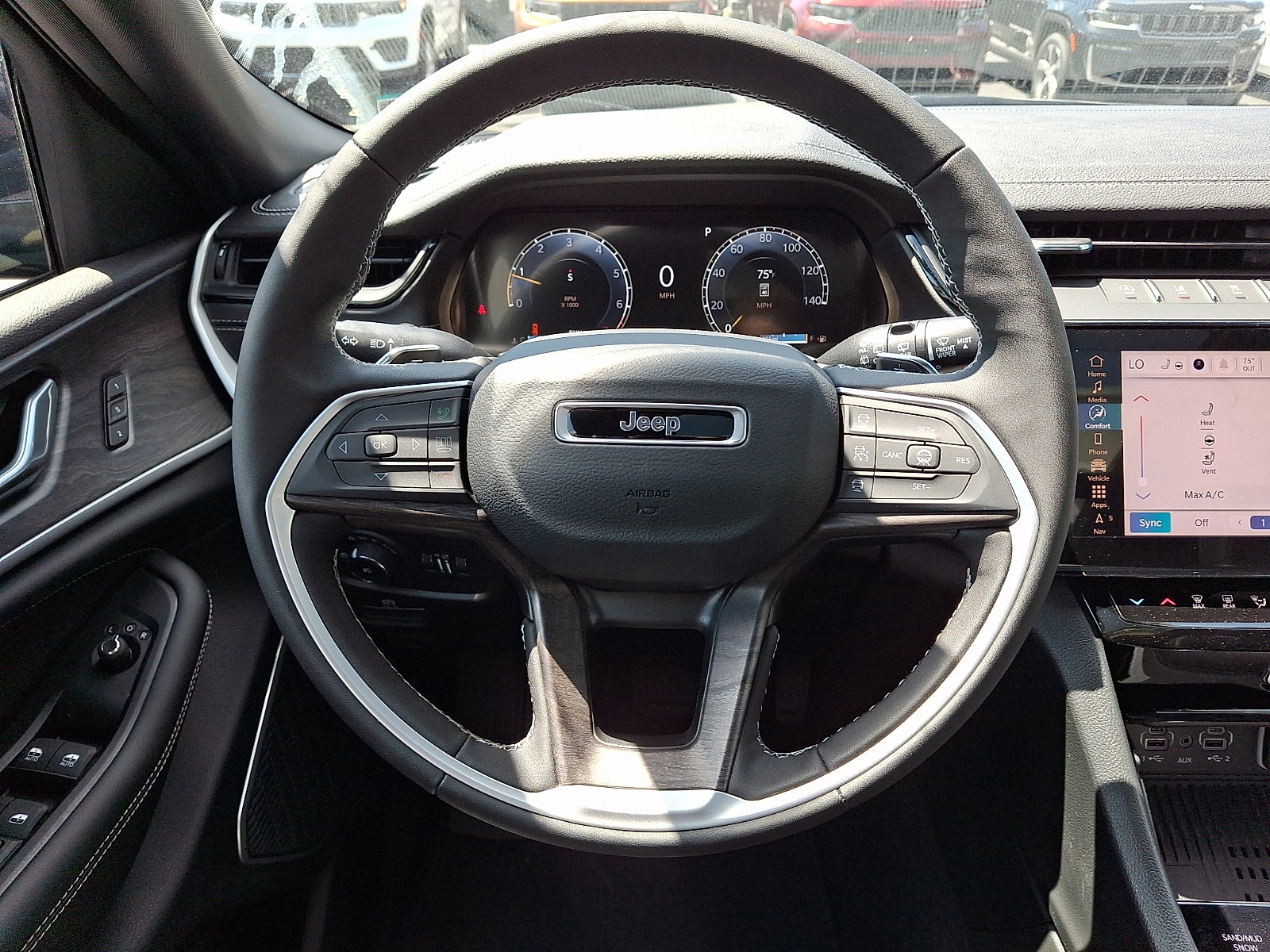 New 2026 Jeep Grand Cherokee Limited AWD/4WD image 15