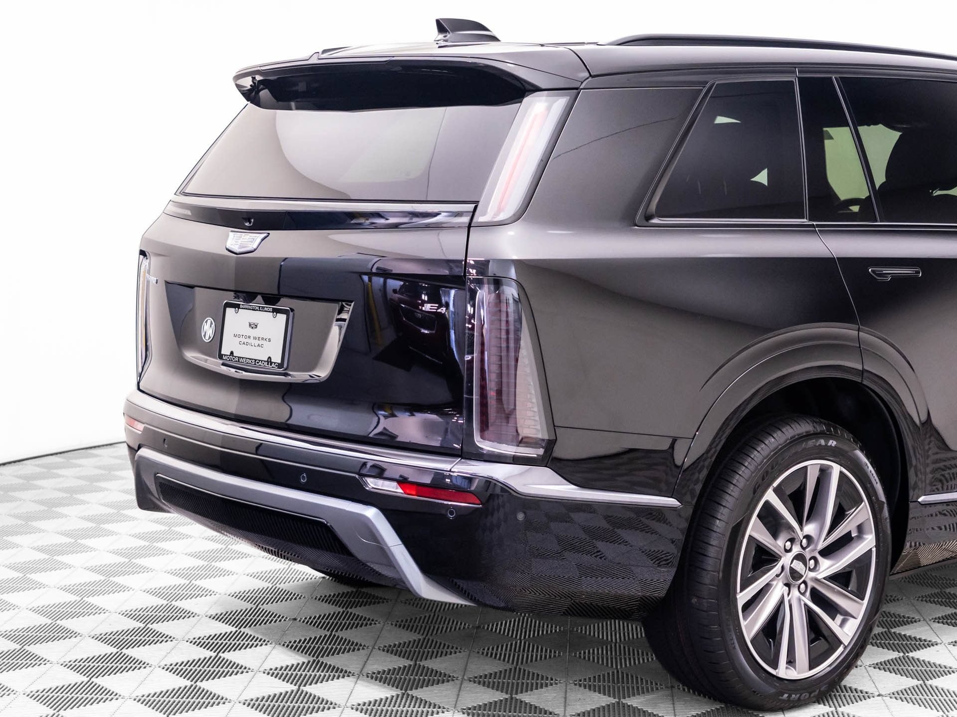 New 2027 Cadillac Vistiq Sport AWD/4WD image 32
